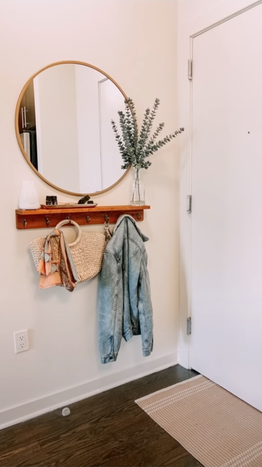 small entryway ideas