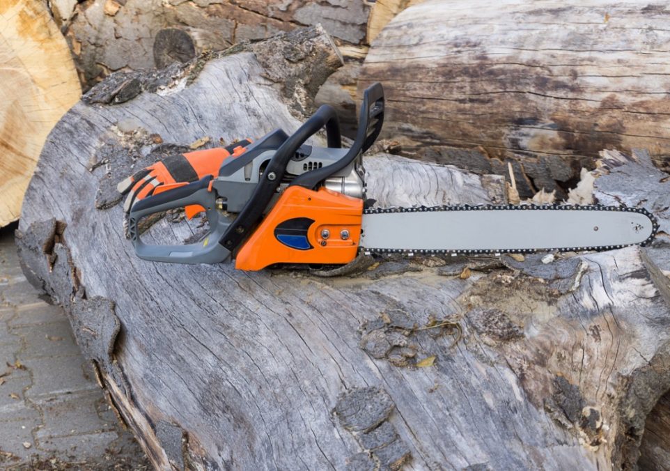 stihl vs husqvarna chainsaw